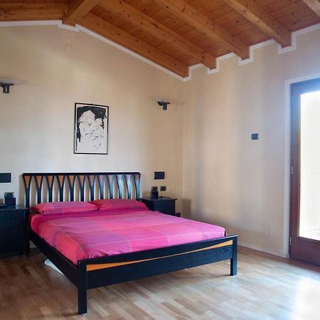 Guesthouse at Villa degli olivi Limone sul Garda Esterno foto