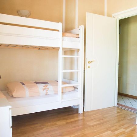 Guesthouse at Villa degli olivi Limone sul Garda Esterno foto