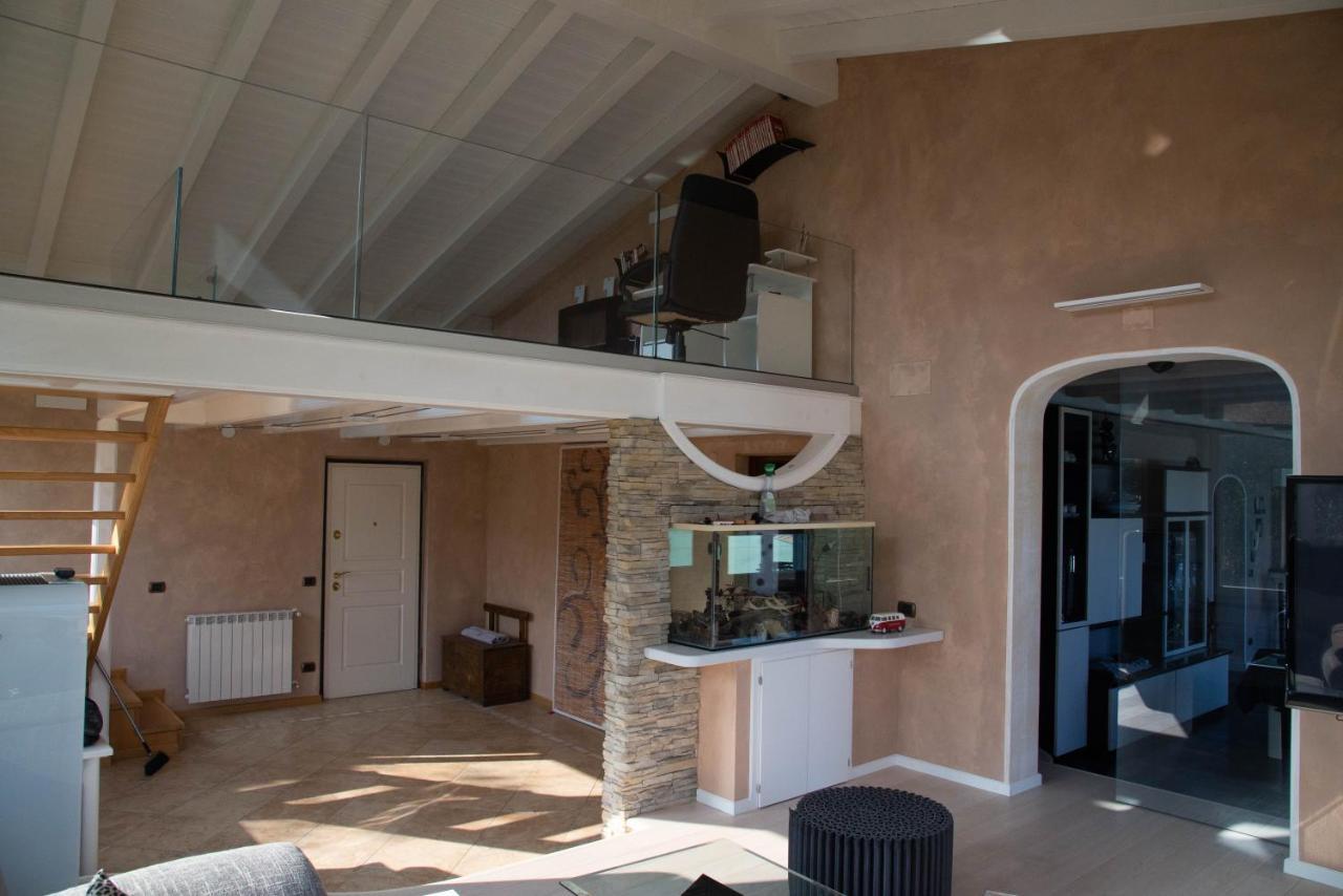Guesthouse at Villa degli olivi Limone sul Garda Esterno foto