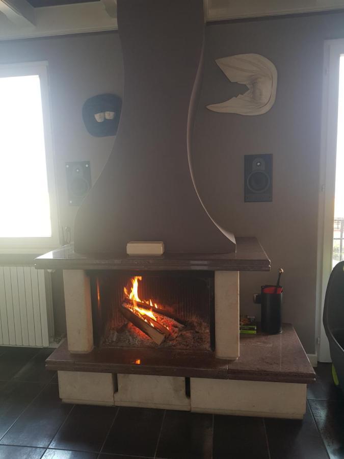 Guesthouse at Villa degli olivi Limone sul Garda Esterno foto