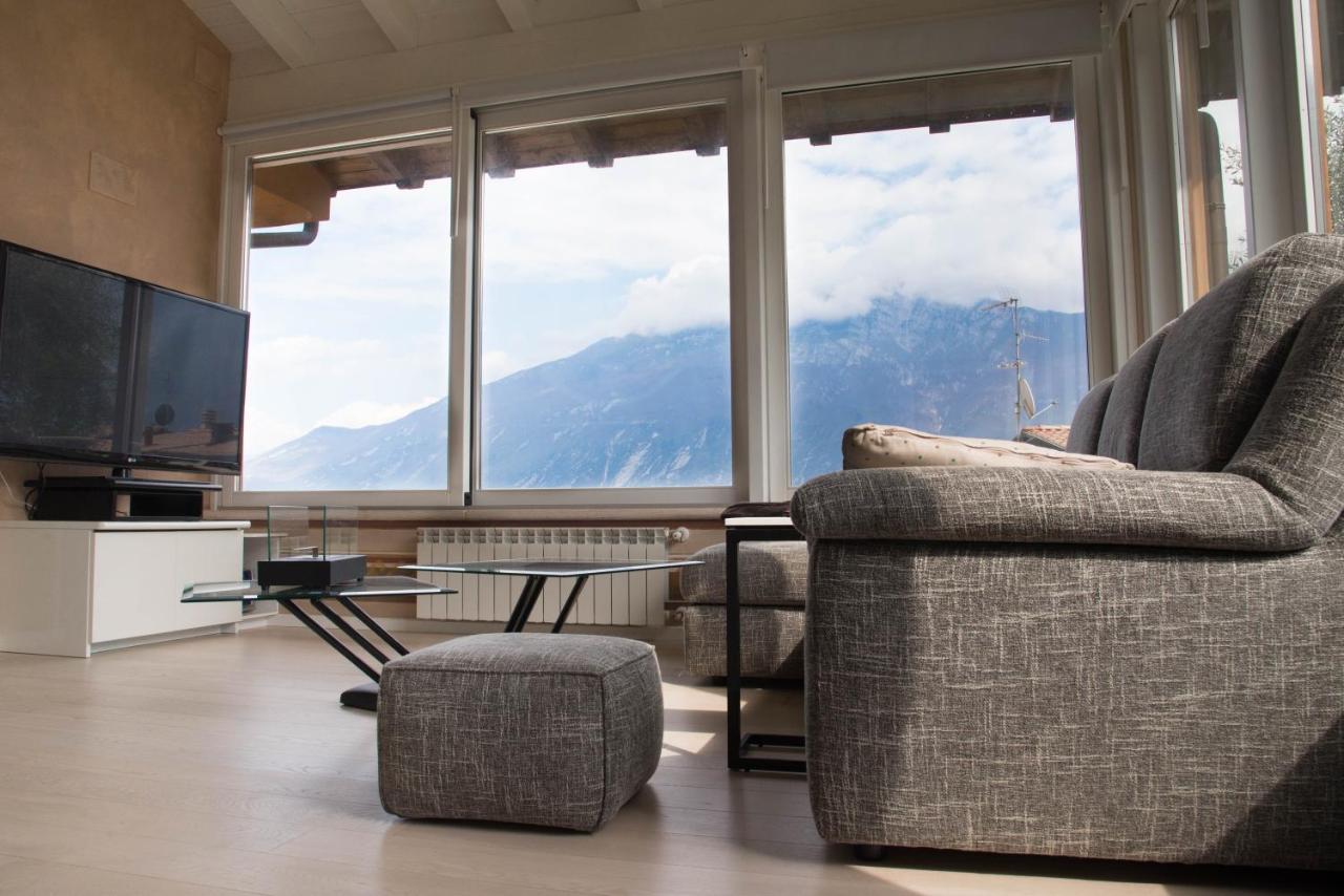 Guesthouse at Villa degli olivi Limone sul Garda Esterno foto